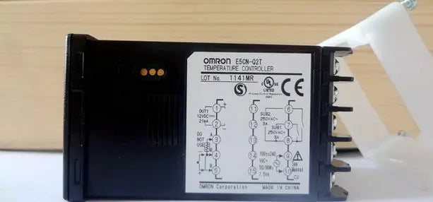 E5CN-Q2T E5CN Q2T 100-240VAC 1PC New Omron Temperature Controller free shipping