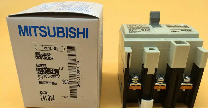 New  Mitsubishi  NV30-FAU 3P 20A  circuit  breaker  free shipping