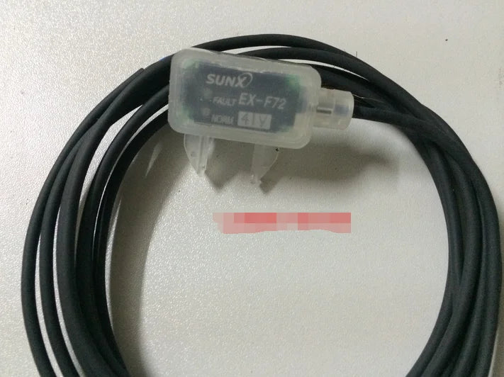 EX-F72 EXF72 1pc New SUNX level controller free shipping
