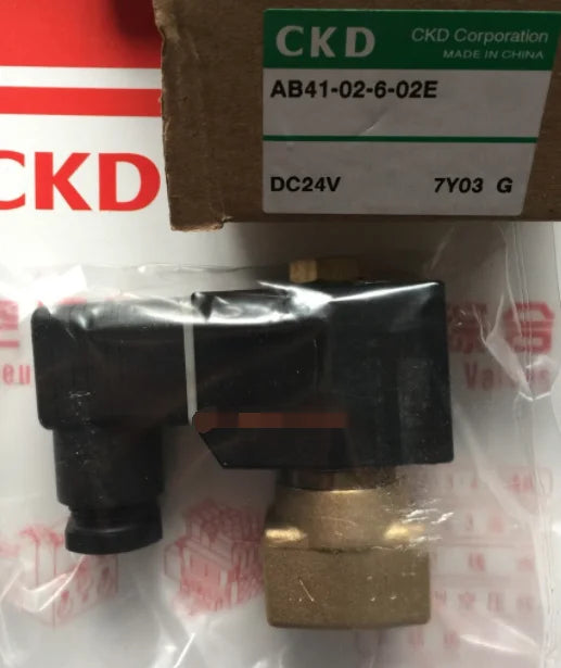 1PC  NEW   CKD  AB41-02-6-02E-DC24V  AB41-02-6-02E  DC24V   free  shipping