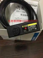 TL-M5ME2 TLM5ME2 1PC NEW OMRON Compact Proximity Sensor free shipping