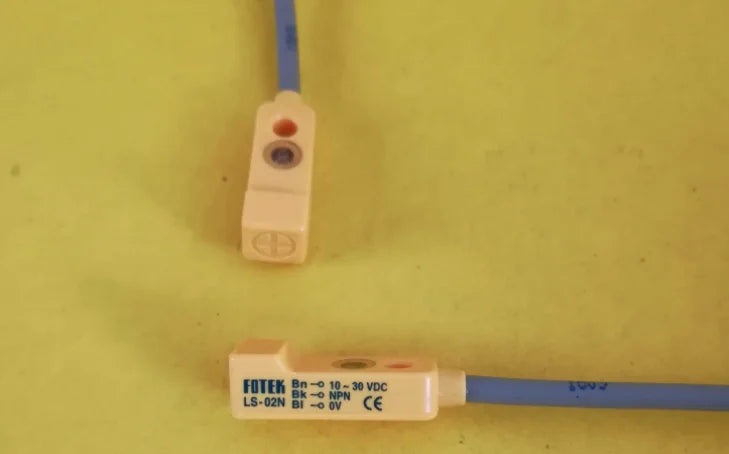 1pc FOTEK LS-02N Proximity switch free shipping