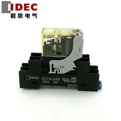 1pc new RJ1S-CL-A220 IDEC