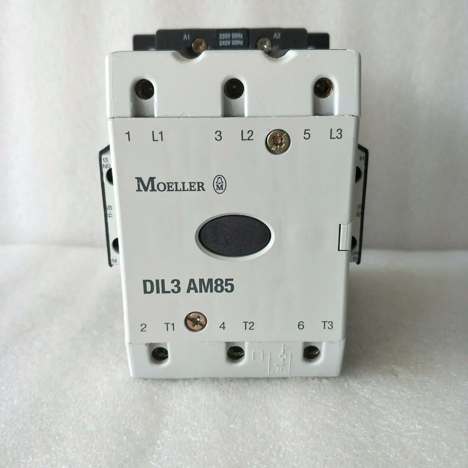 New EATON MOELLER DIL3AM85 Ac contactor free shipping