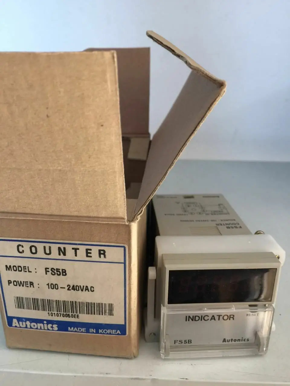 1pc     Autonics  FS5B  counter  free shipping
