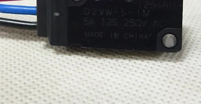 1pc D2VW-5-1M D2VW51M 125-250VAC NEW Omron Micro Switch free shipping