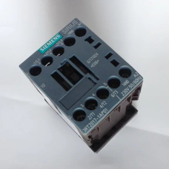1PC  NEW   SIEMENS  3RT2017-1AP01  230V   free shipping