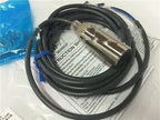 1pc new E2B-M18KS08-WZ-B1