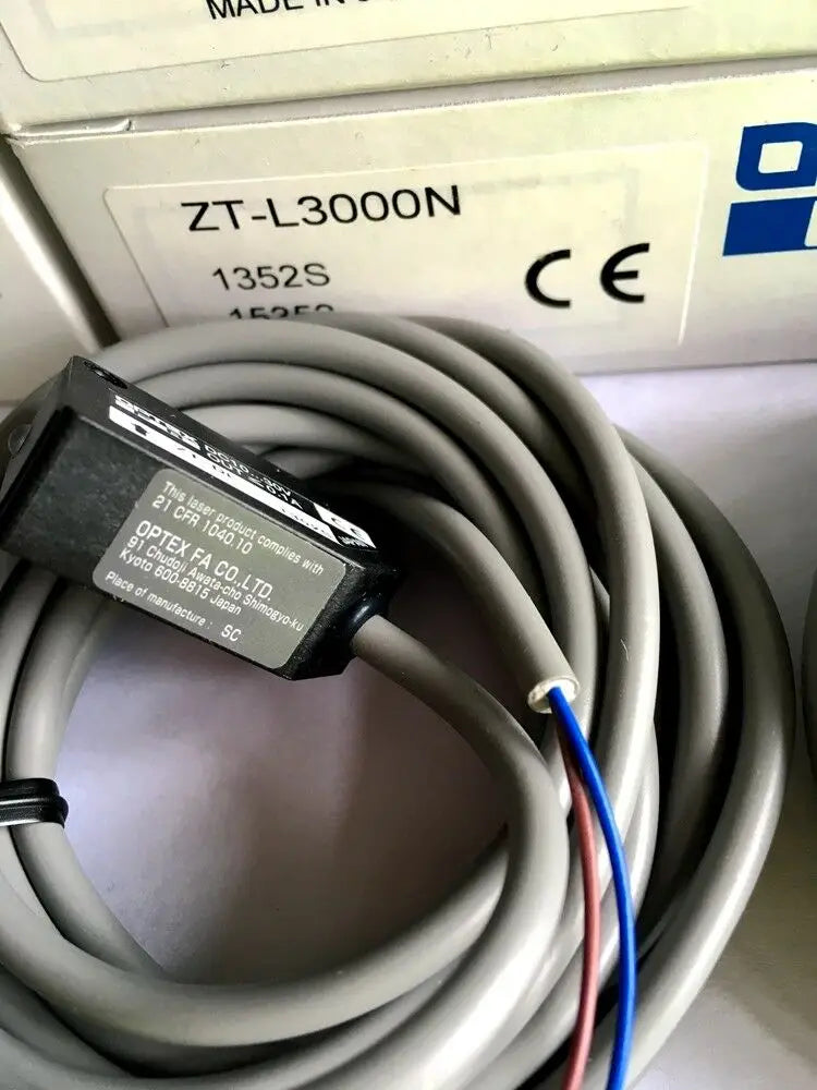 New  OPTEX  ZT-L3000N  Laser sensor  free shipping