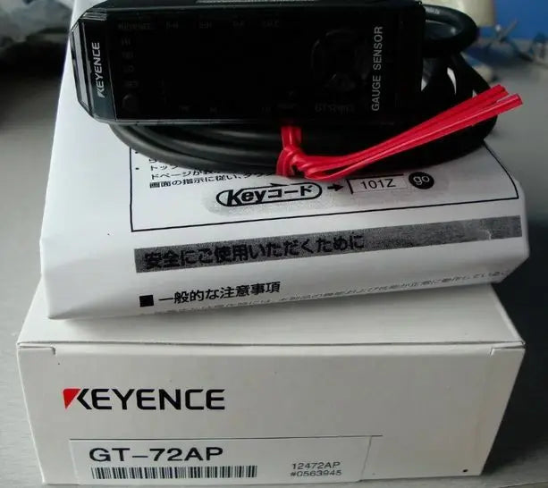 New in box KEYENCE Sensor GT-72AP GT 72AP free shipping