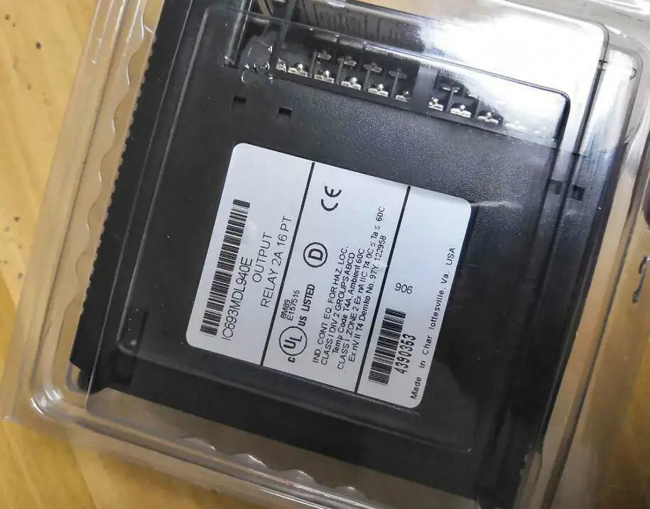 1PC new in box GE IC693MDL940E