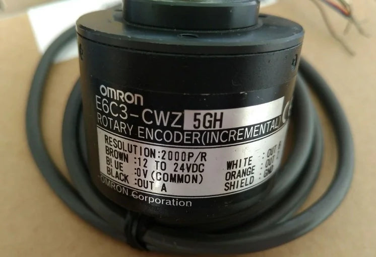 New  OMRON  E6C3-CWZ5GH  Encoder   free shipping