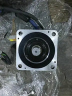 1pc new Yaskawa SGMPS-04ACA2C