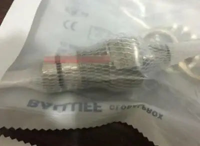 1PC new in box BALLUFF BES 516-300-S156-S4-D