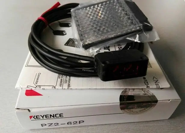 1PC NEW in box KEYENCE Sensor PZ2-62P PZ2 62P free shipping