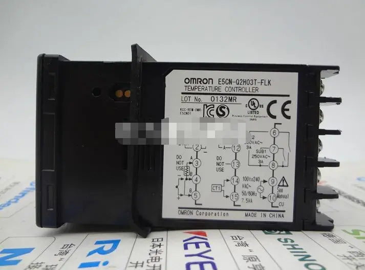 E5CN-Q2H03T-FLK E5CNQ2H03TFLK New Omron Thermostat New in box free shipping