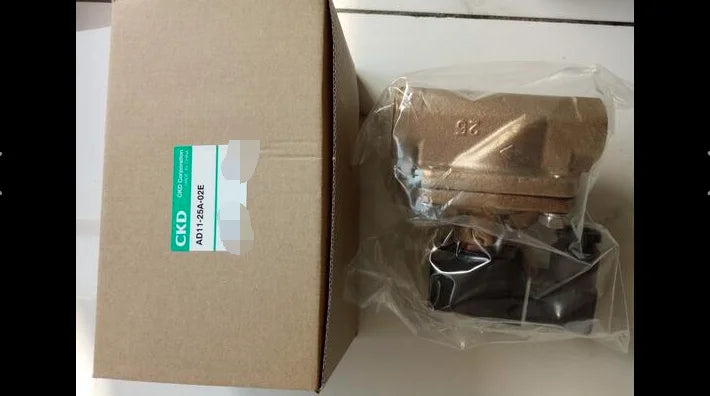 1PC  NEW   CKD  AD11-25A-02E-AC220V   AD11-25A-02E  AC220V   free  shipping