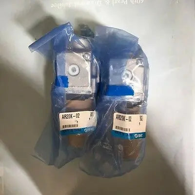 AR20K-02 AR20K02 1pc NEW SMC PNEUMATIC REGULATOR