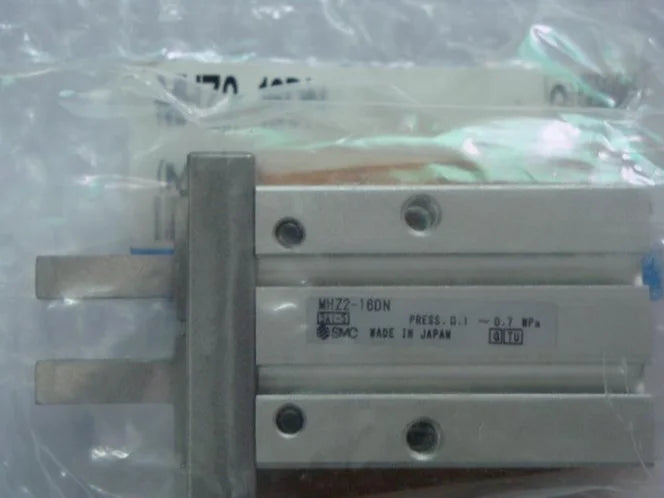 MHZ2-16DN MHZ216DN 1PC New SMC Cylinder free shipping