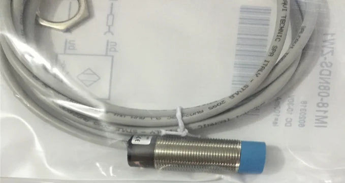 IM18-08NDO-ZW1 IM1808NDOZW1 NEW SICK proximity switch free shipping