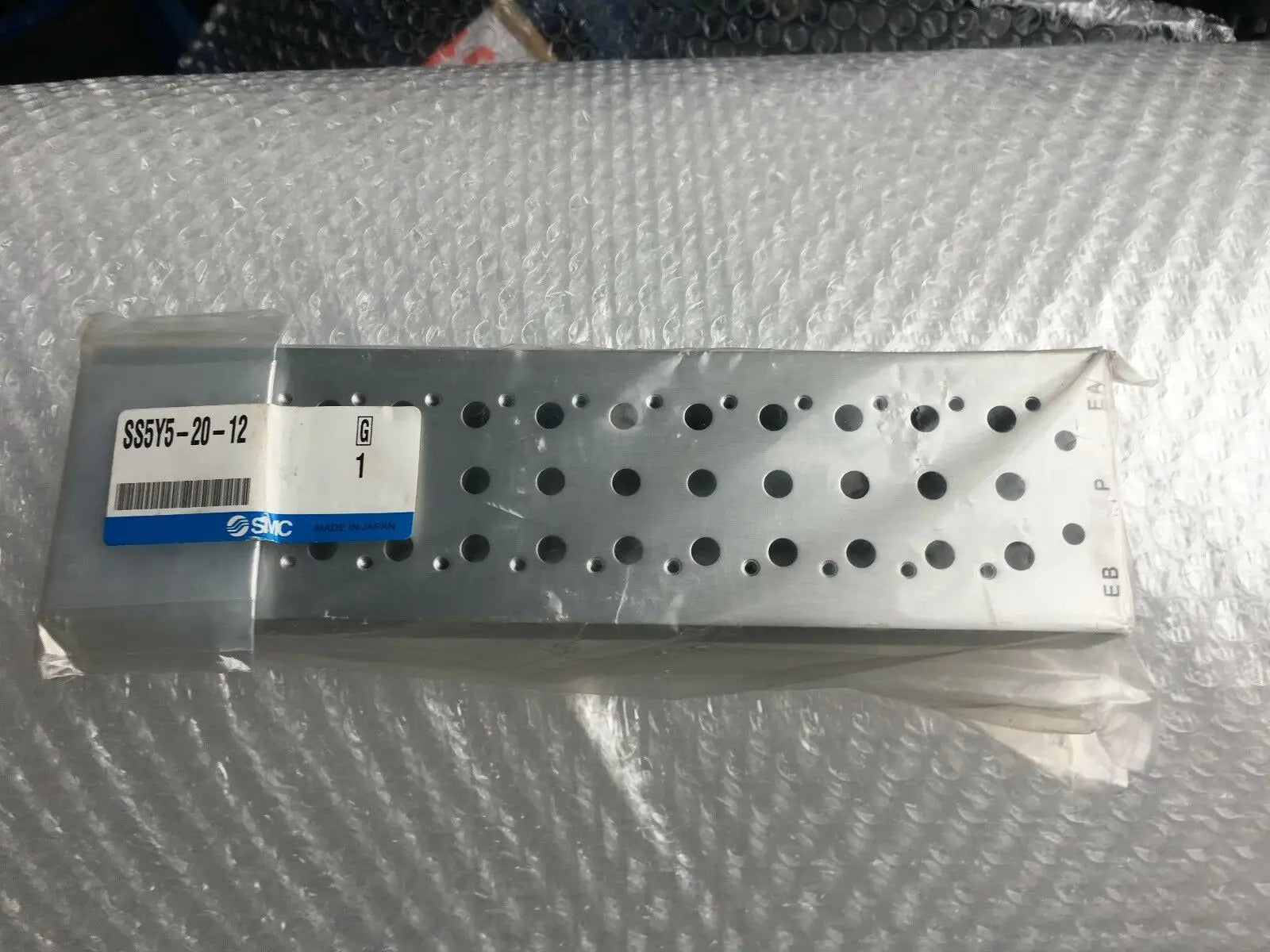 New  SMC  SS5Y5-20-12  busbar  free shipping