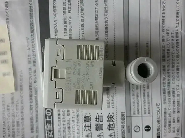NEW  SMC  ISE30A-C6L-N  Digital display pressure switch  free shipping