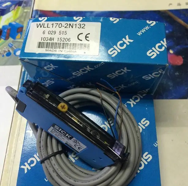 WLL170-2N132 WLL170 2N132 NEW in box SICK fiber amplifier free shipping