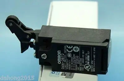 NEW IN BOX OMRON limit switch D4N-2B72 D4N2B72