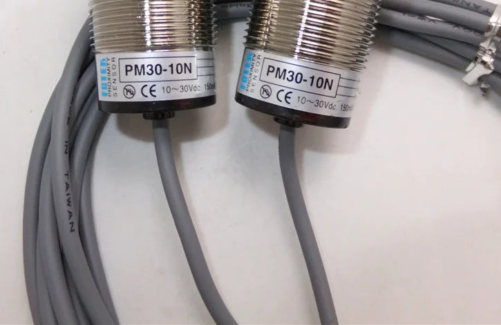 1pc FOTEK PM30-10N Proximity switch free shipping