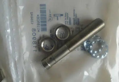 NEW BALLUFF BES M18MI-PSC80B-S04G003