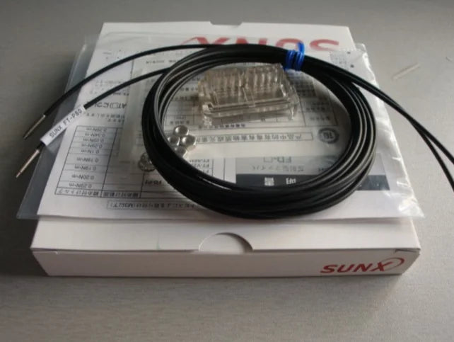 FT-P80 FTP80 1PC NEW Panasonic / SUNX Fiber Optic Sensor free ship