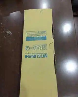 Q38B 1PC NEW IN BOX Mitsubishi PLC free shipping