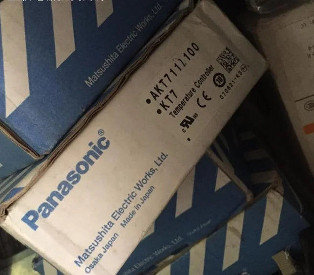AKT7111100 1PC NEW Panasonic thermostats