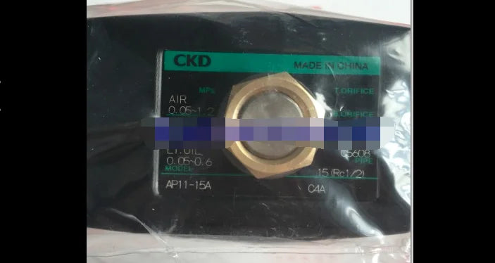 1PC  NEW  CKD   AP11-15A-C4A-AC220V  AP11-15A-C4A  AC220V   free  shipping