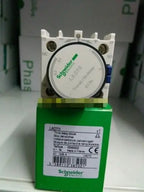 New in box Schneider Time Delay Block LADT0 0.1-3s free shipping