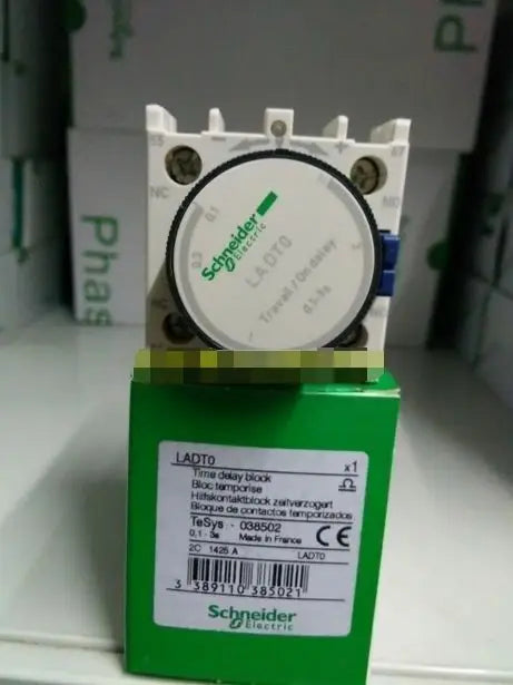 New in box Schneider Time Delay Block LADT0 0.1-3s free shipping