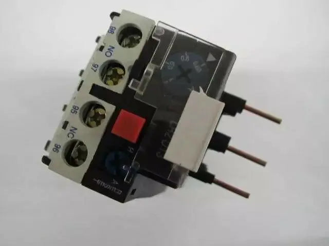 New Schneider LR2-D1305C 0.63-1A Thermal overload relay free shipping