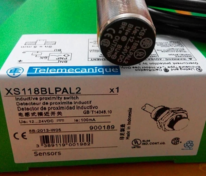 XS118BLPAL2 1PC NEW IN BOX Telemecanique Proximity Switch free ship