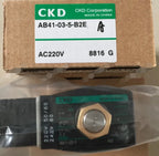 1PC  NEW  CKD  AB41-03-5-B2E-AC220V   AB41-03-5-B2E  AC220V  free  shipping