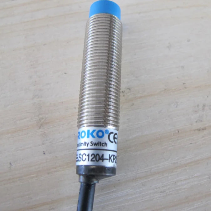 SC1204-KP2 SC1204KP2 1PC New RIKO(ROKO) Proximity Switch DC 10-30V free shipping