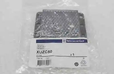 XUZC50 1PC NEW Schneider Telemecanique Reflector free shipping