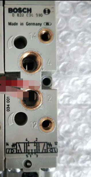 1PC  USED   BOSCH   0820034990   free  shipping