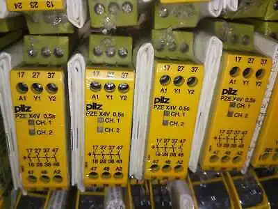 1pc new PZE X4V 0.5S PILZ 774580