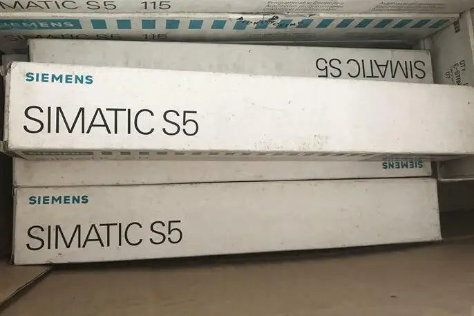 1PC  New in box Siemens 6ES5 490-7LB11 6ES5490-7LB11 Freeshiping