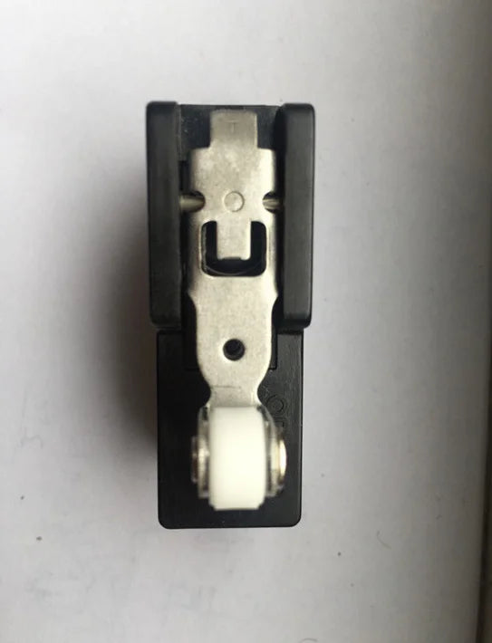 Z-15GW2255-B Z15GW2255B 1PCS New Omron Micro Switch free shipping
