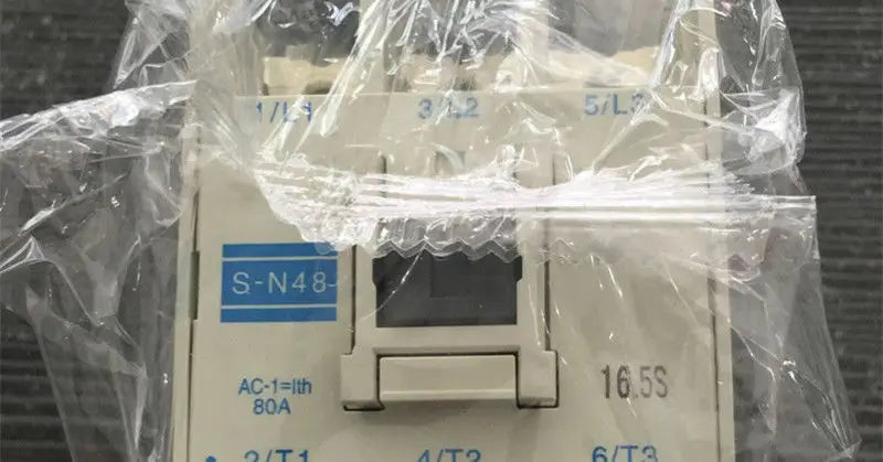 New  Mitsubishi  S-N48 AC110V  Ac contactor  free shipping