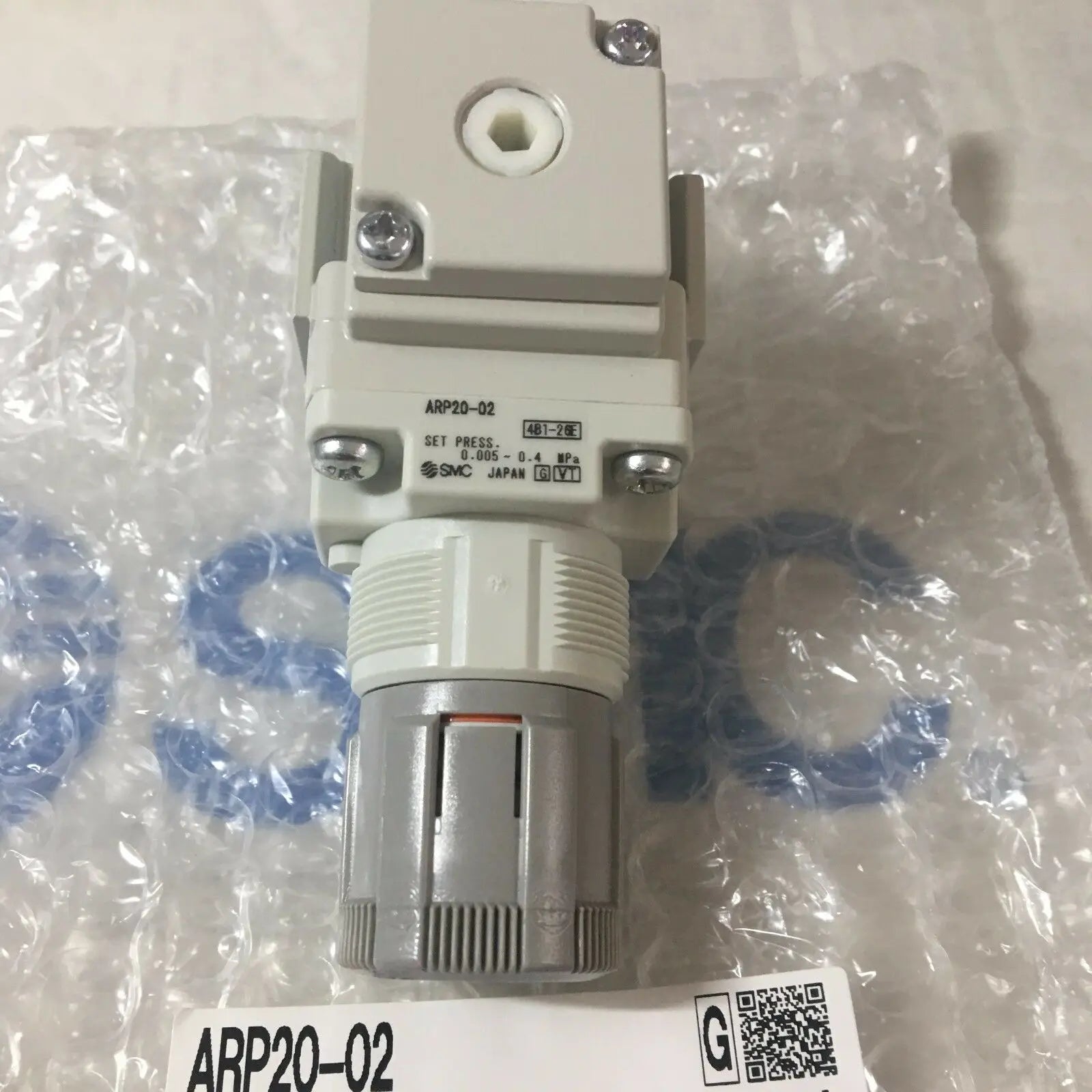 New SMC ARP20-02 Pressure reducing valve free shipping