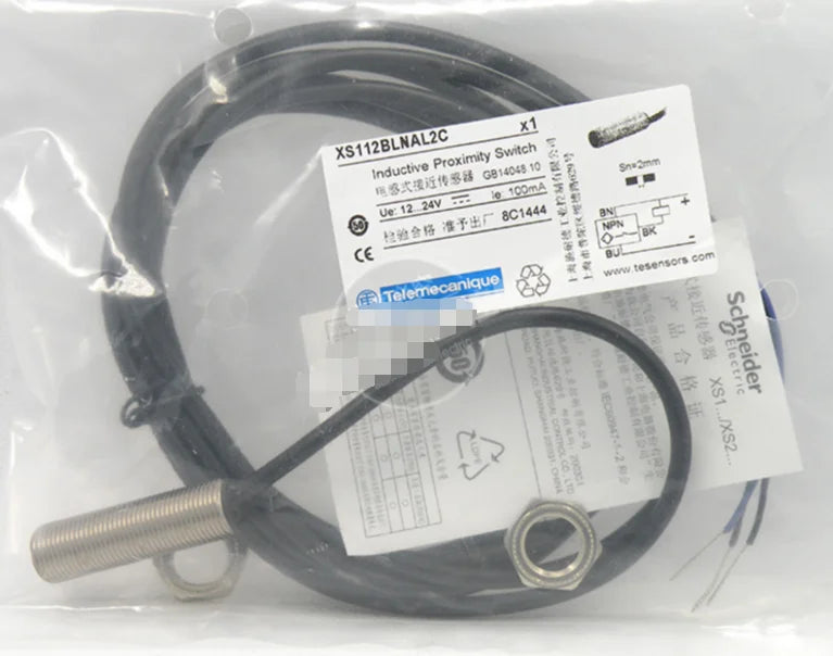 XS112BLNAL2 1 PCS NEW IN BOX Telemecanique proximity switch free ship