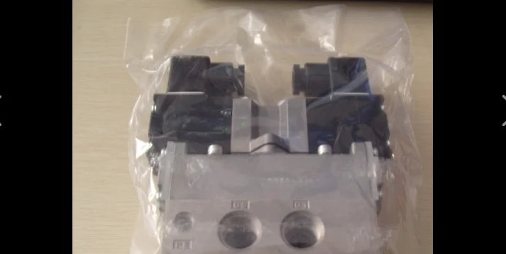 1PC  NEW  CKD   4F420-10-DC24V    4F420-10  DC24V   free  shipping