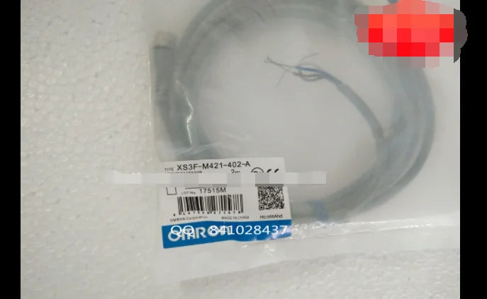1PC  NEW   Omron   XS3F-M421-402-A    free  shipping